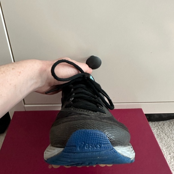 ASICS women’s sneakers - Picture 6 of 6